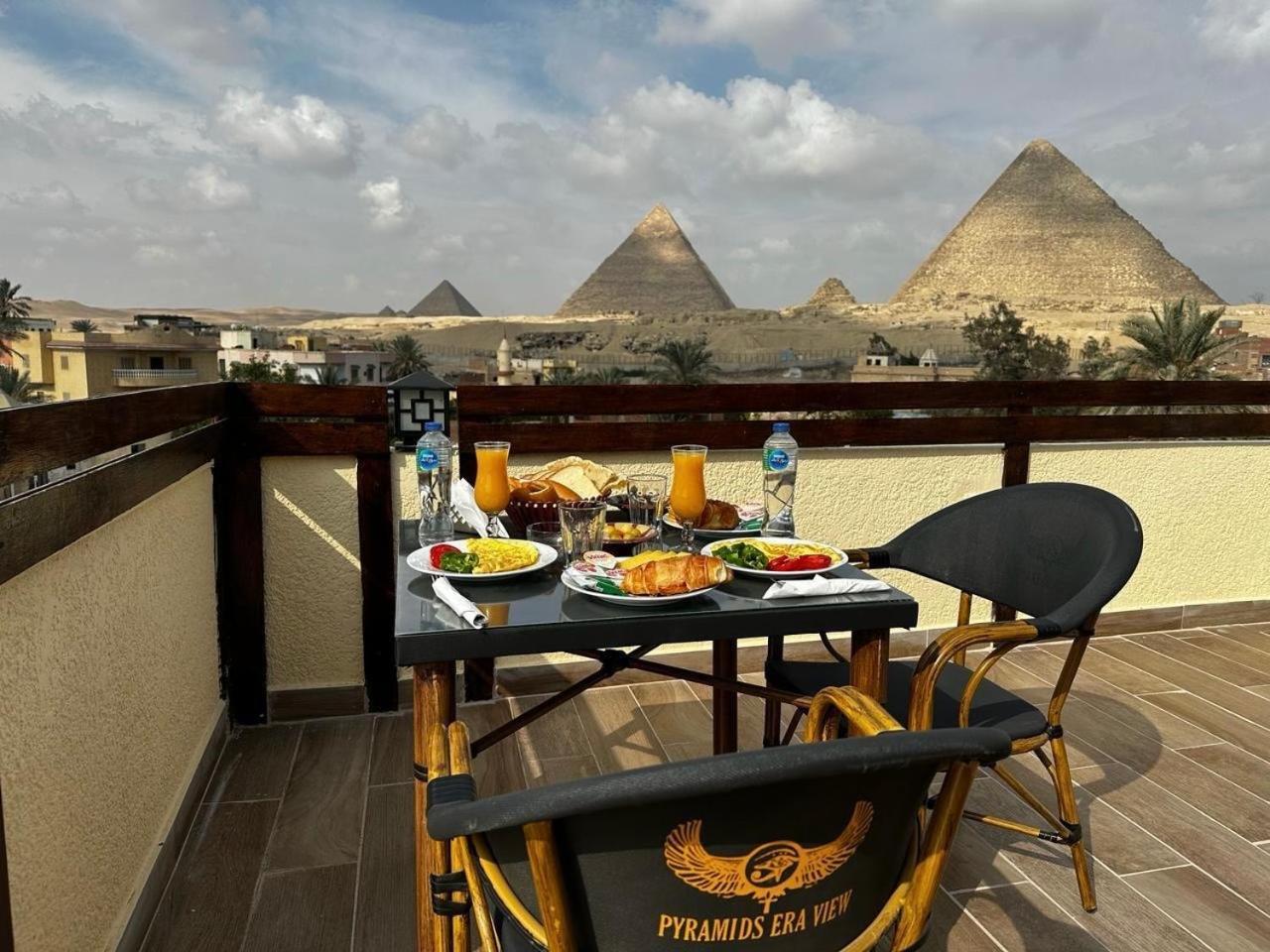 Pyramids Era View Hotel Kafrat al Jabal Bagian luar foto