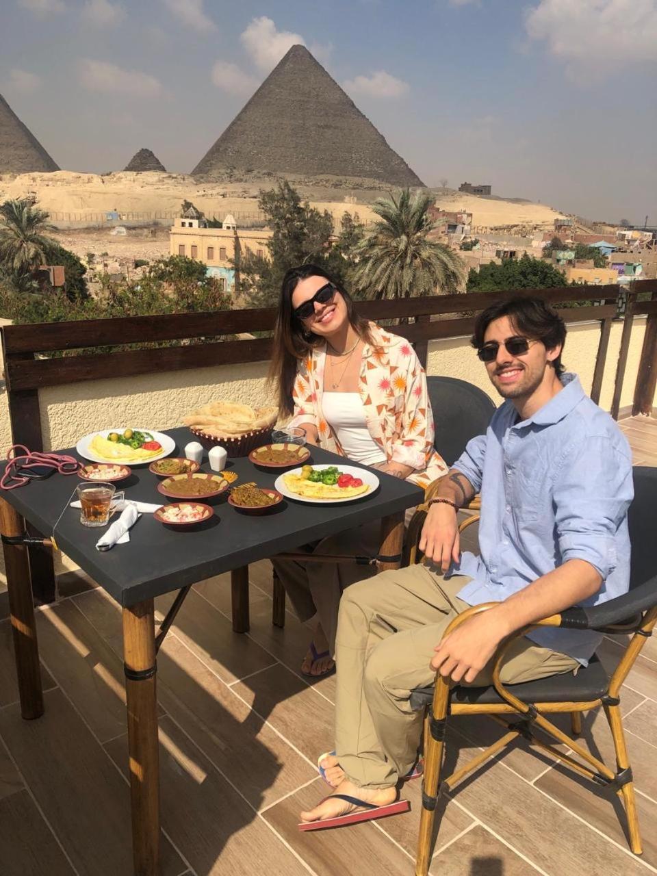 Pyramids Era View Hotel Kafrat al Jabal Bagian luar foto