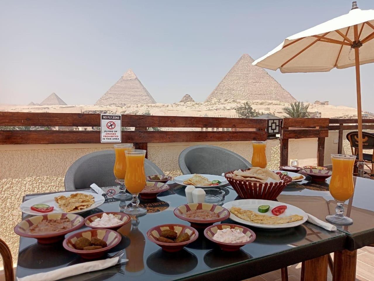 Pyramids Era View Hotel Kafrat al Jabal Bagian luar foto