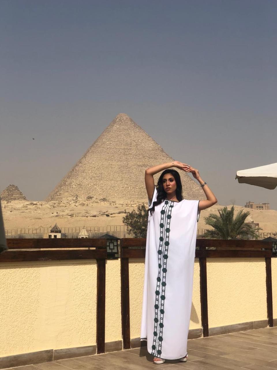 Pyramids Era View Hotel Kafrat al Jabal Bagian luar foto