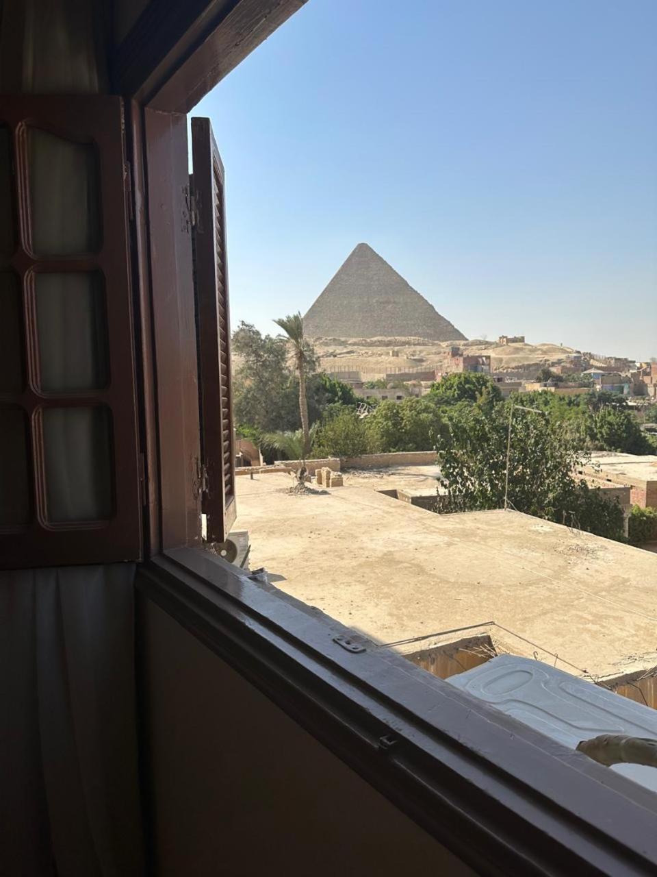 Pyramids Era View Hotel Kafrat al Jabal Bagian luar foto